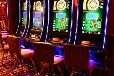 lmb88 mobile app interface showing live dealer tables and sportsbook markets